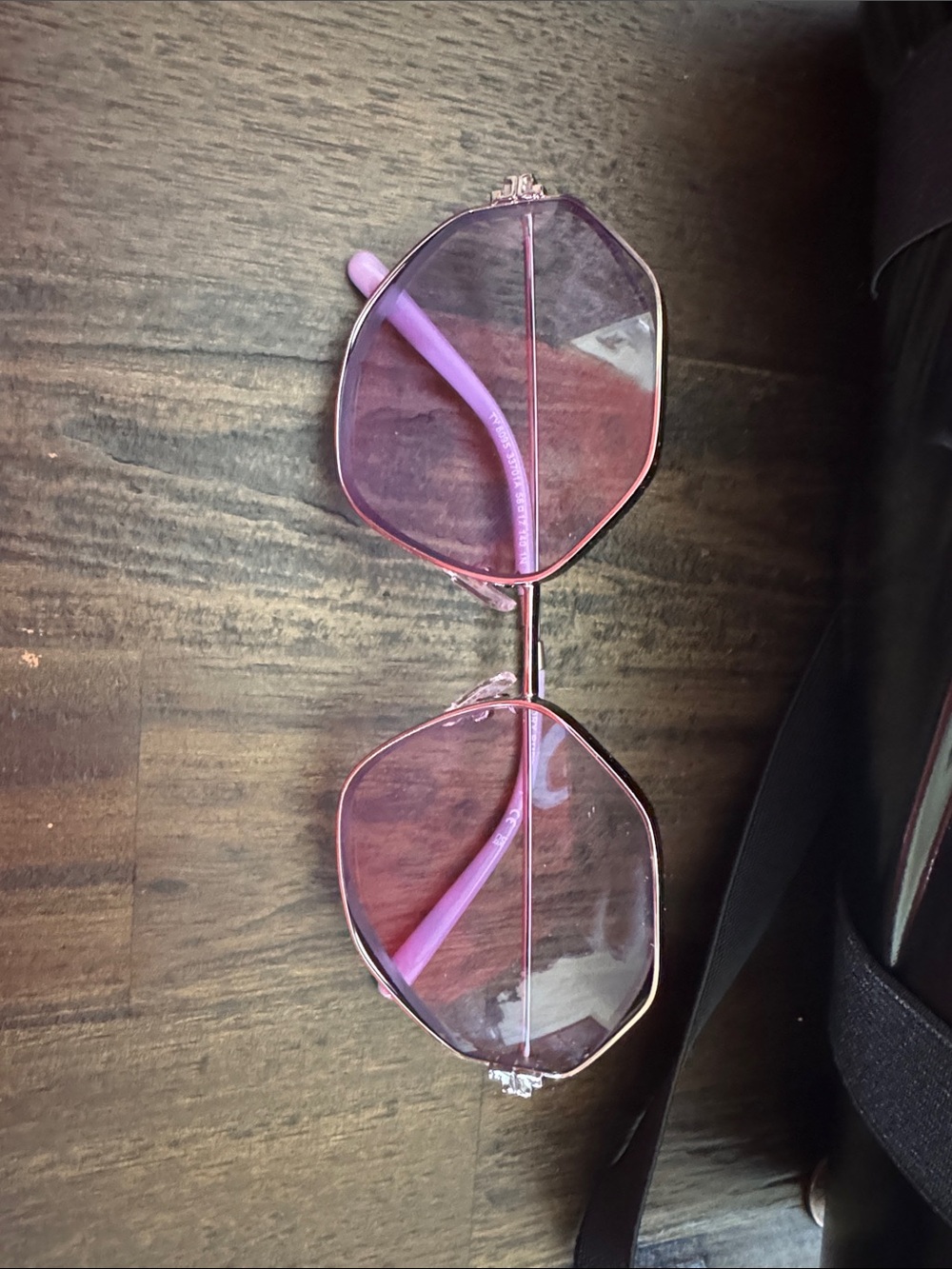 Hexagonal Pink/light purple Tory Burch Tinted Sunglasses